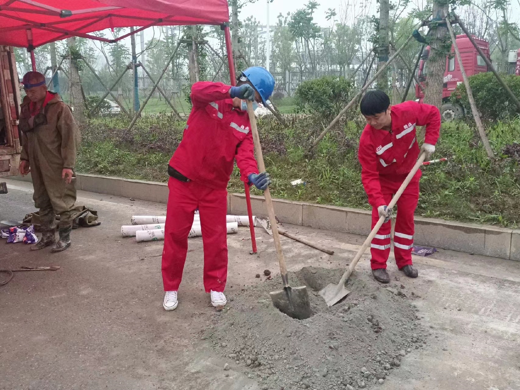 环县管道疏通哪家好】及时进行市政管道清淤